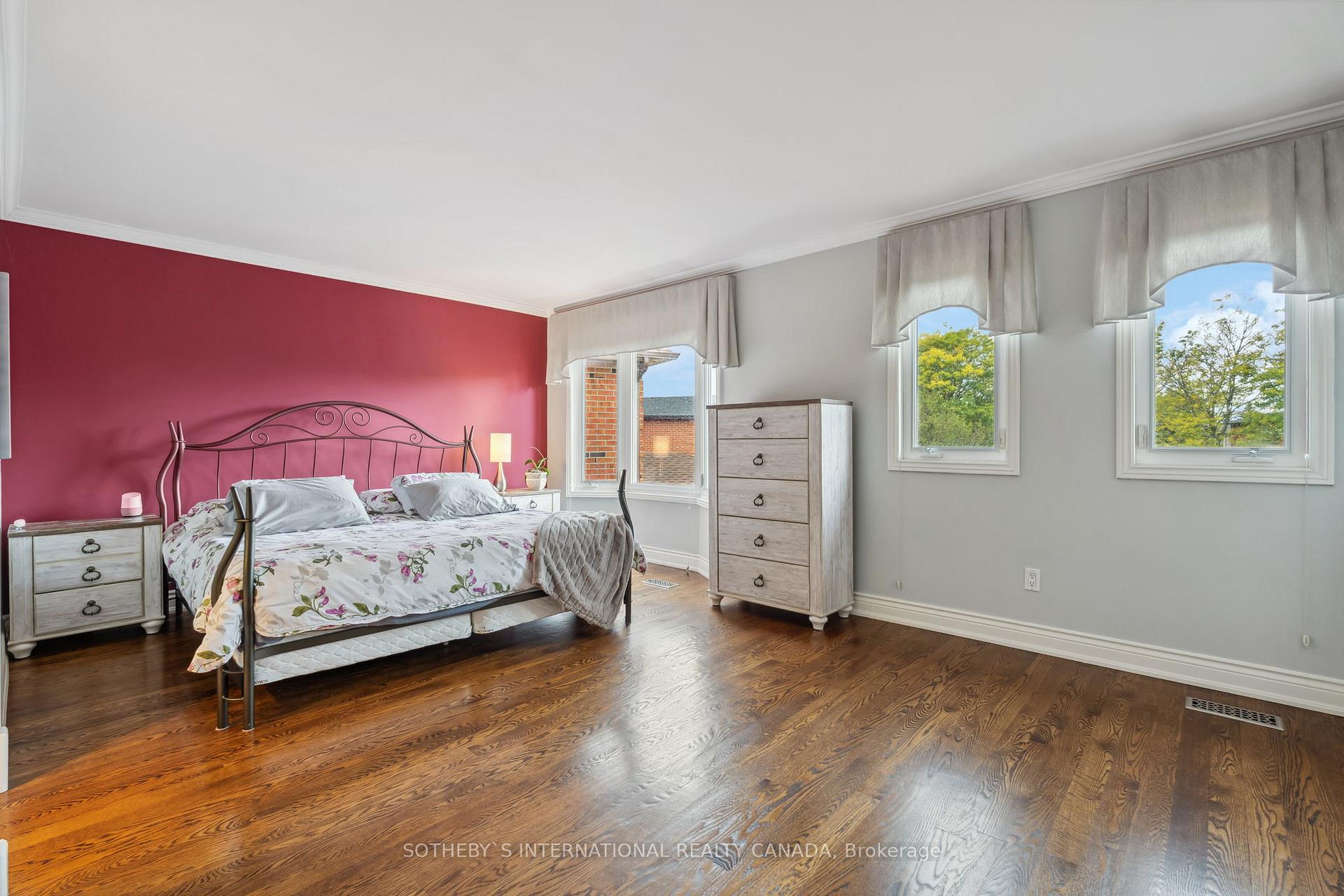 Photo 15 of 19 Spragg Circle, Markham, Markham Village — HOMEH
