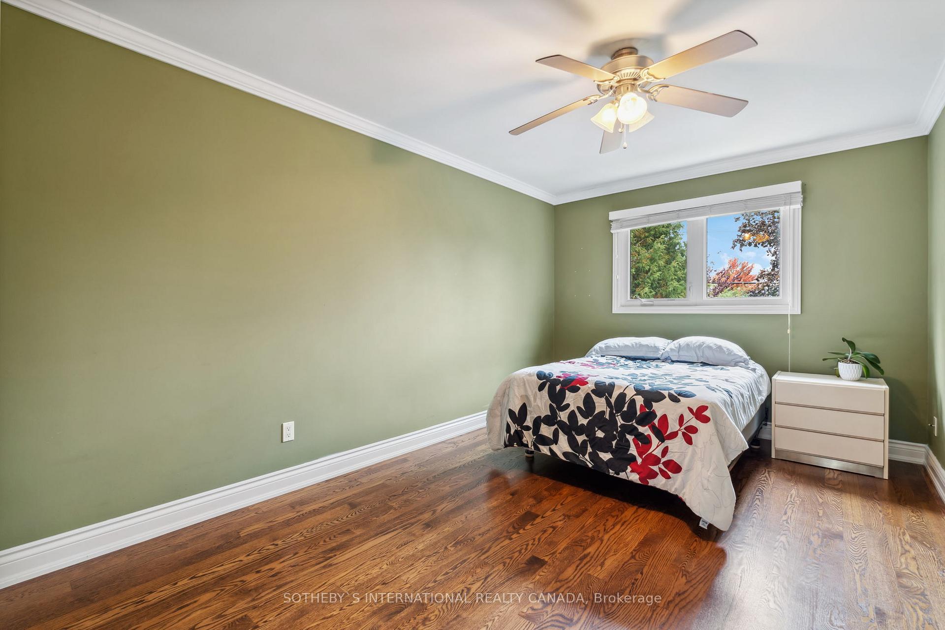 Photo 21 of 19 Spragg Circle, Markham, Markham Village — HOMEH