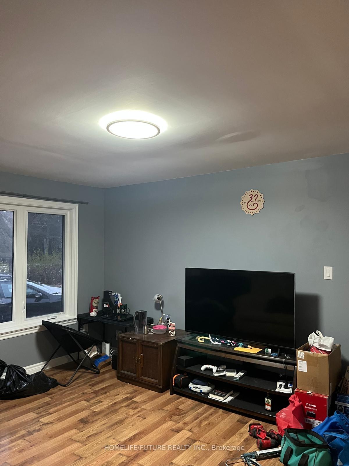 Photo 4 of 409 Kendalwood Road, Whitby, Blue Grass Meadows — HOMEH