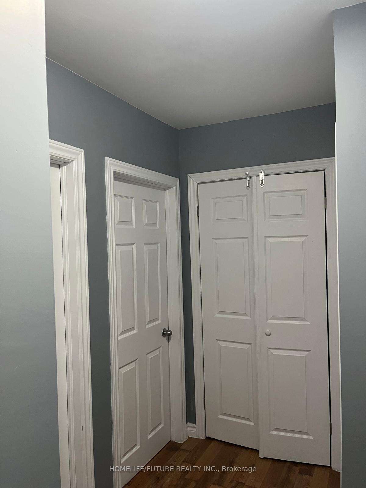 Photo 8 of 409 Kendalwood Road, Whitby, Blue Grass Meadows — HOMEH