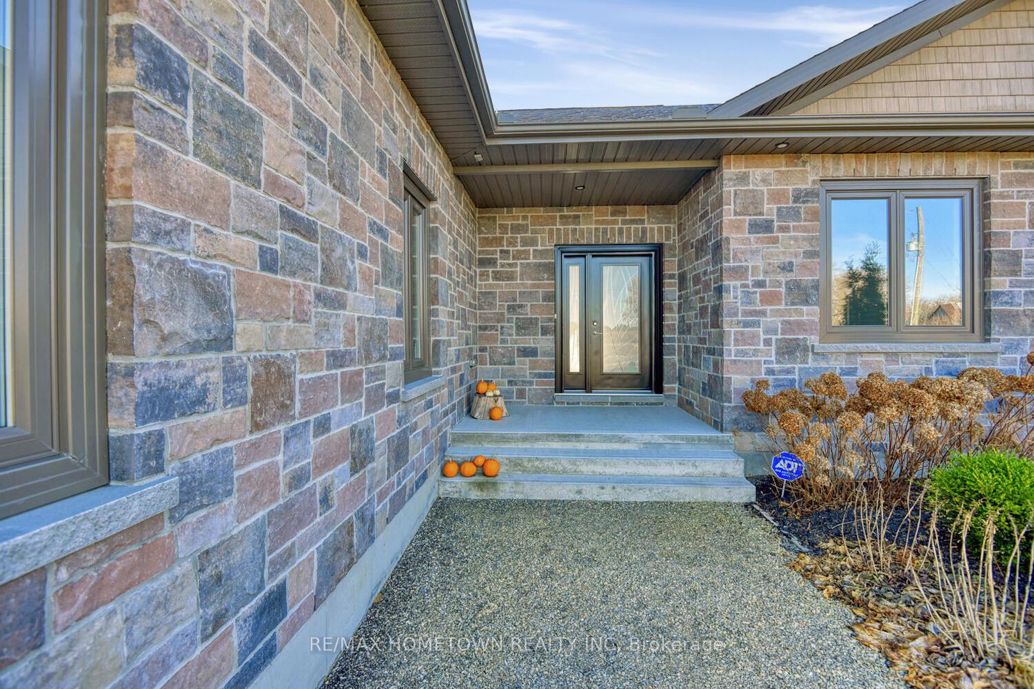 Photo 10 of 9145 Cty Road 6, Augusta, Augusta Twp — HOMEH