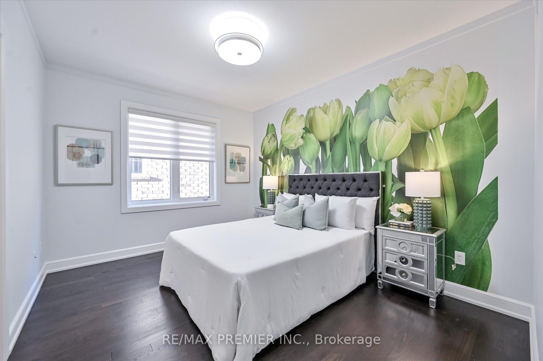 Photo 41 of 346 Farrell Road, Vaughan, Patterson — HOMEH