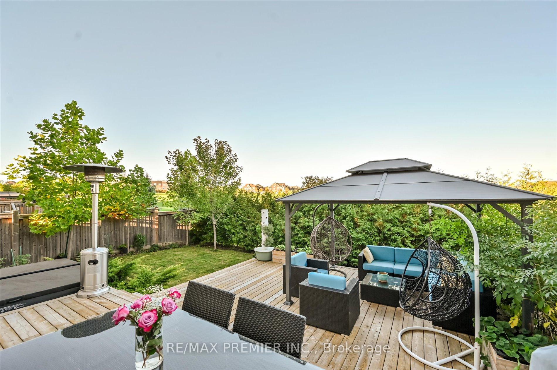 Photo 44 of 346 Farrell Road, Vaughan, Patterson — HOMEH