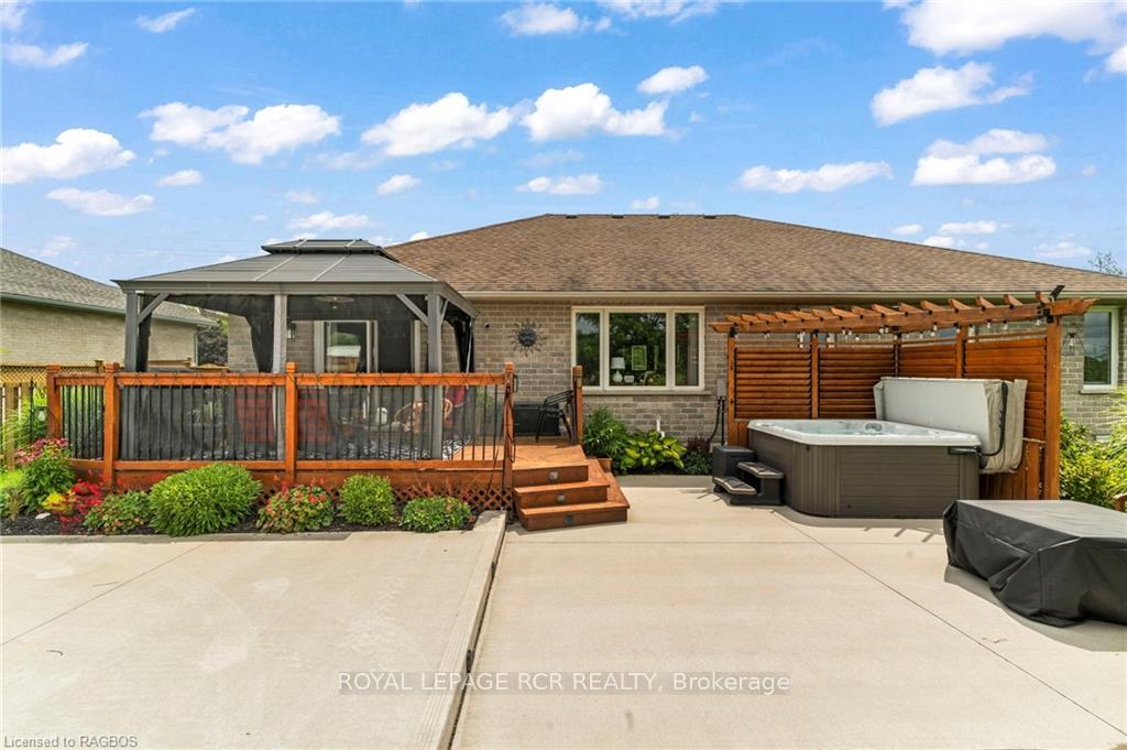 Photo 4 of 323069 Durham Road E, West Grey — HOMEH