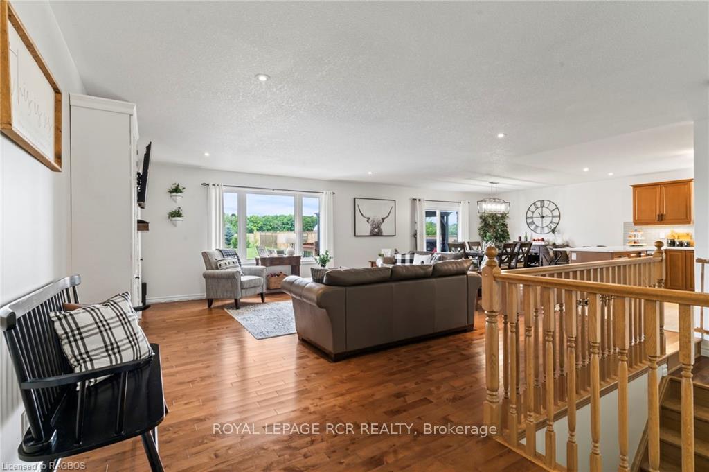 Photo 8 of 323069 Durham Road E, West Grey — HOMEH