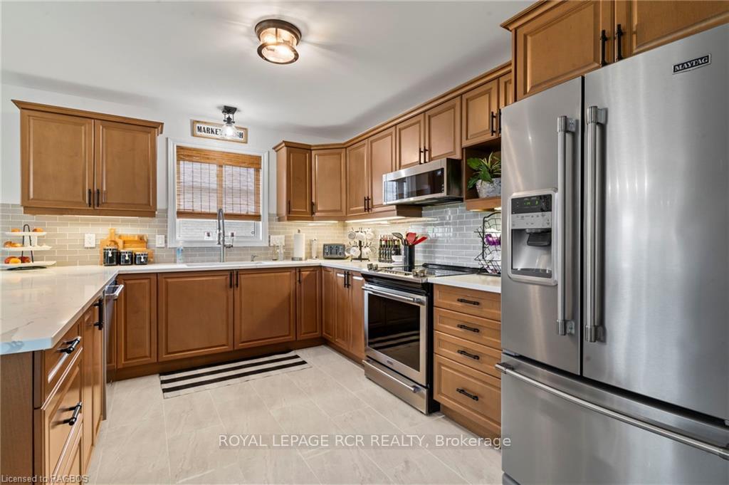 Photo 10 of 323069 Durham Road E, West Grey — HOMEH