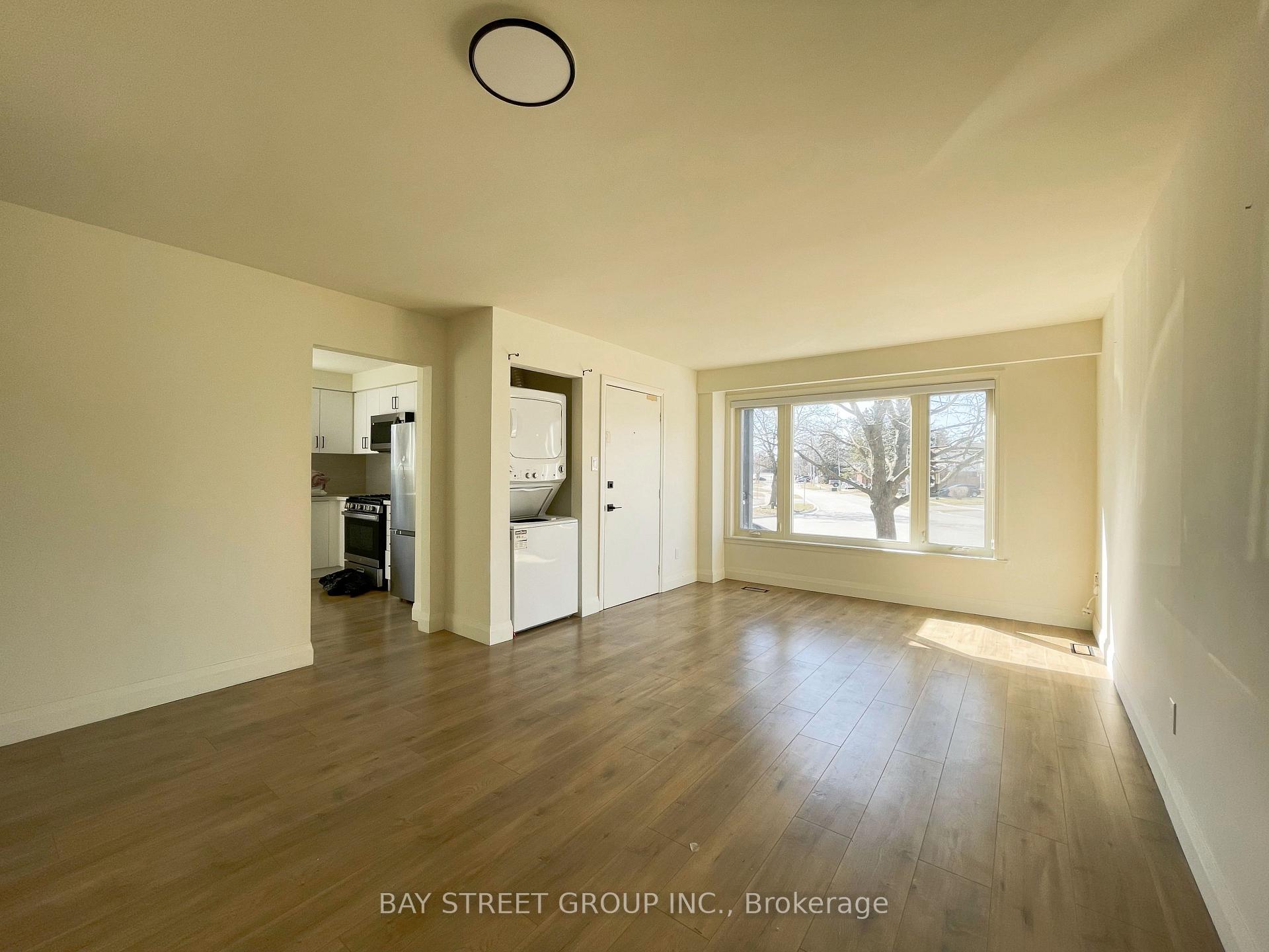Photo 3 of Unit 2, 517 Harris Court, Whitby, Downtown Whitby — HOMEH