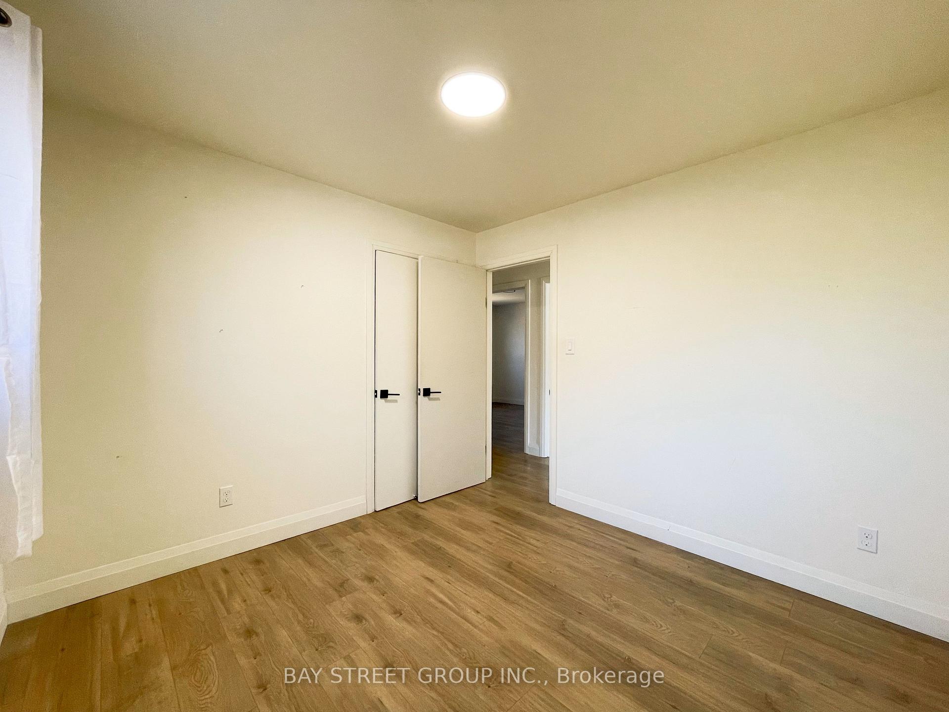 Photo 7 of Unit 2, 517 Harris Court, Whitby, Downtown Whitby — HOMEH