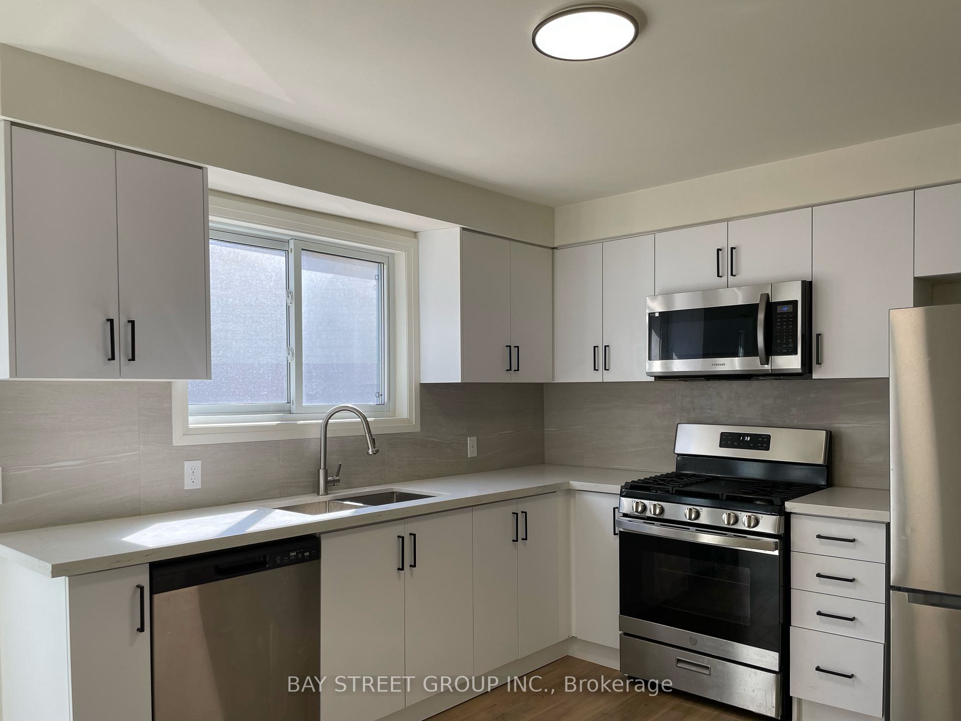 Photo 11 of Unit 2, 517 Harris Court, Whitby, Downtown Whitby — HOMEH