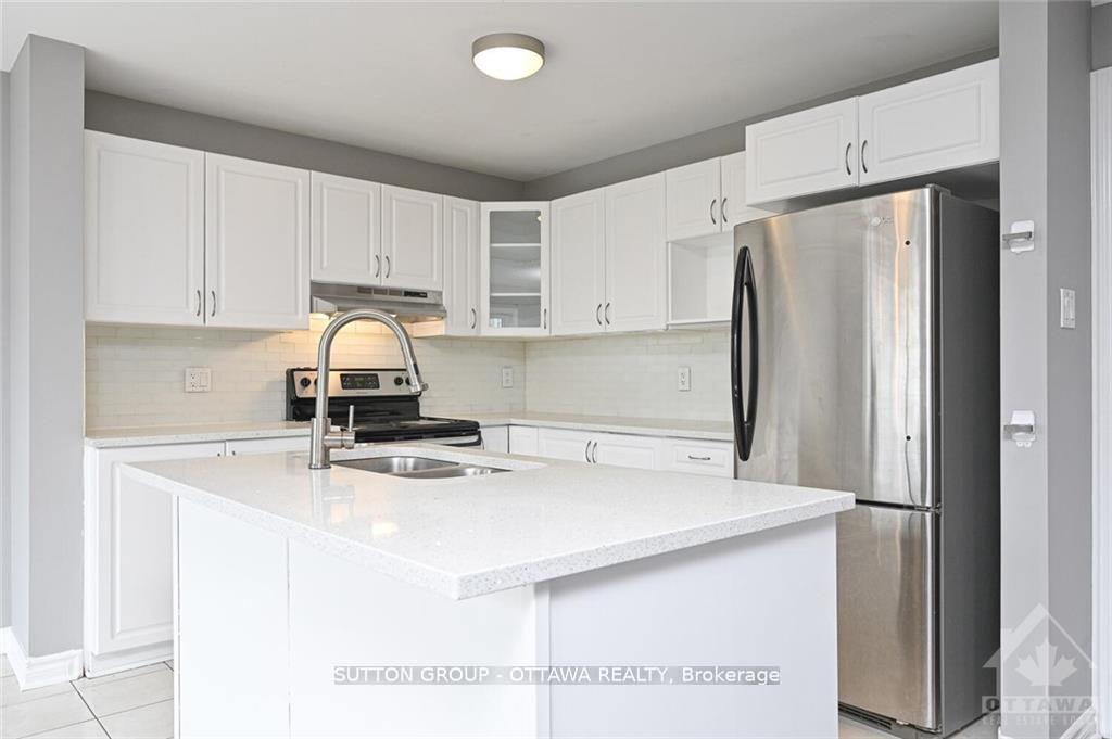 Photo 11 of 635 Clearbrook Drive, Ottawa, Barrhaven - Strandherd — HOMEH