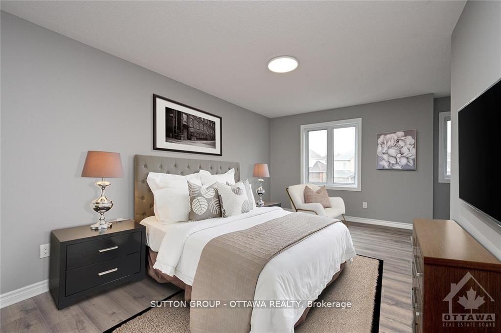 Photo 8 of 635 Clearbrook Drive, Ottawa, Barrhaven - Strandherd — HOMEH