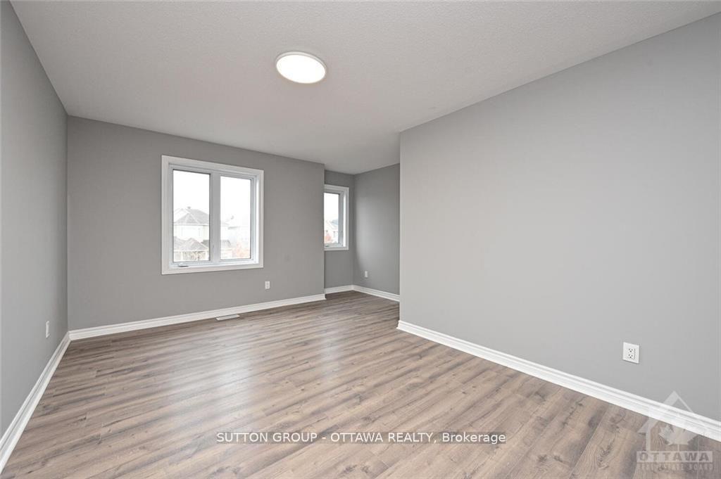 Photo 12 of 635 Clearbrook Drive, Ottawa, Barrhaven - Strandherd — HOMEH