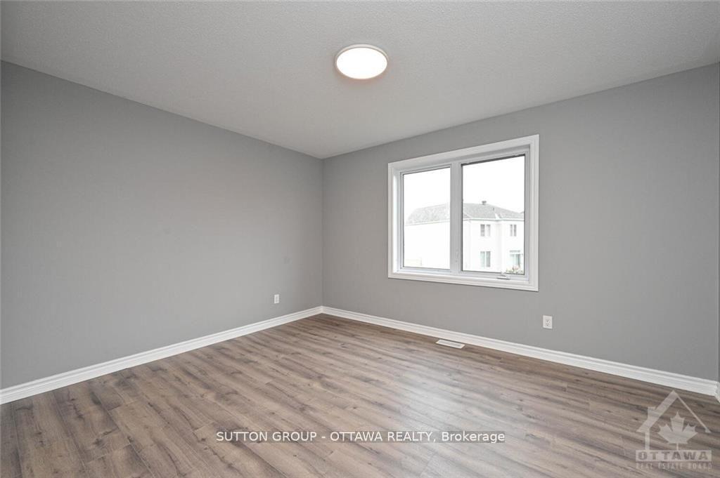 Photo 16 of 635 Clearbrook Drive, Ottawa, Barrhaven - Strandherd — HOMEH
