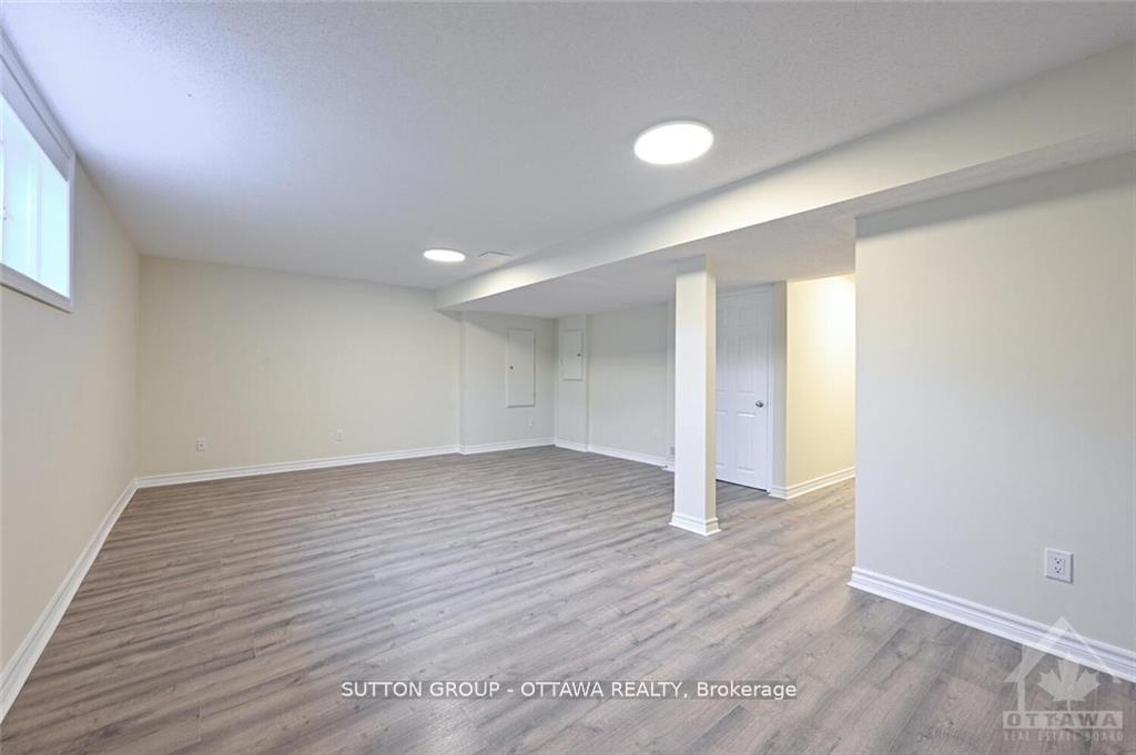 Photo 18 of 635 Clearbrook Drive, Ottawa, Barrhaven - Strandherd — HOMEH