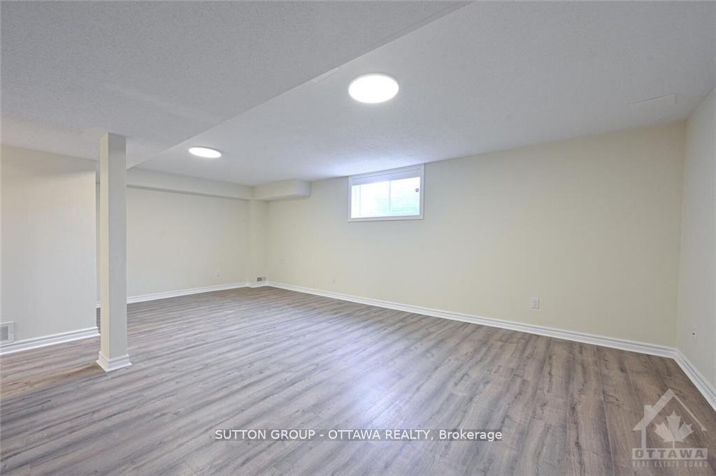 Photo 19 of 635 Clearbrook Drive, Ottawa, Barrhaven - Strandherd — HOMEH
