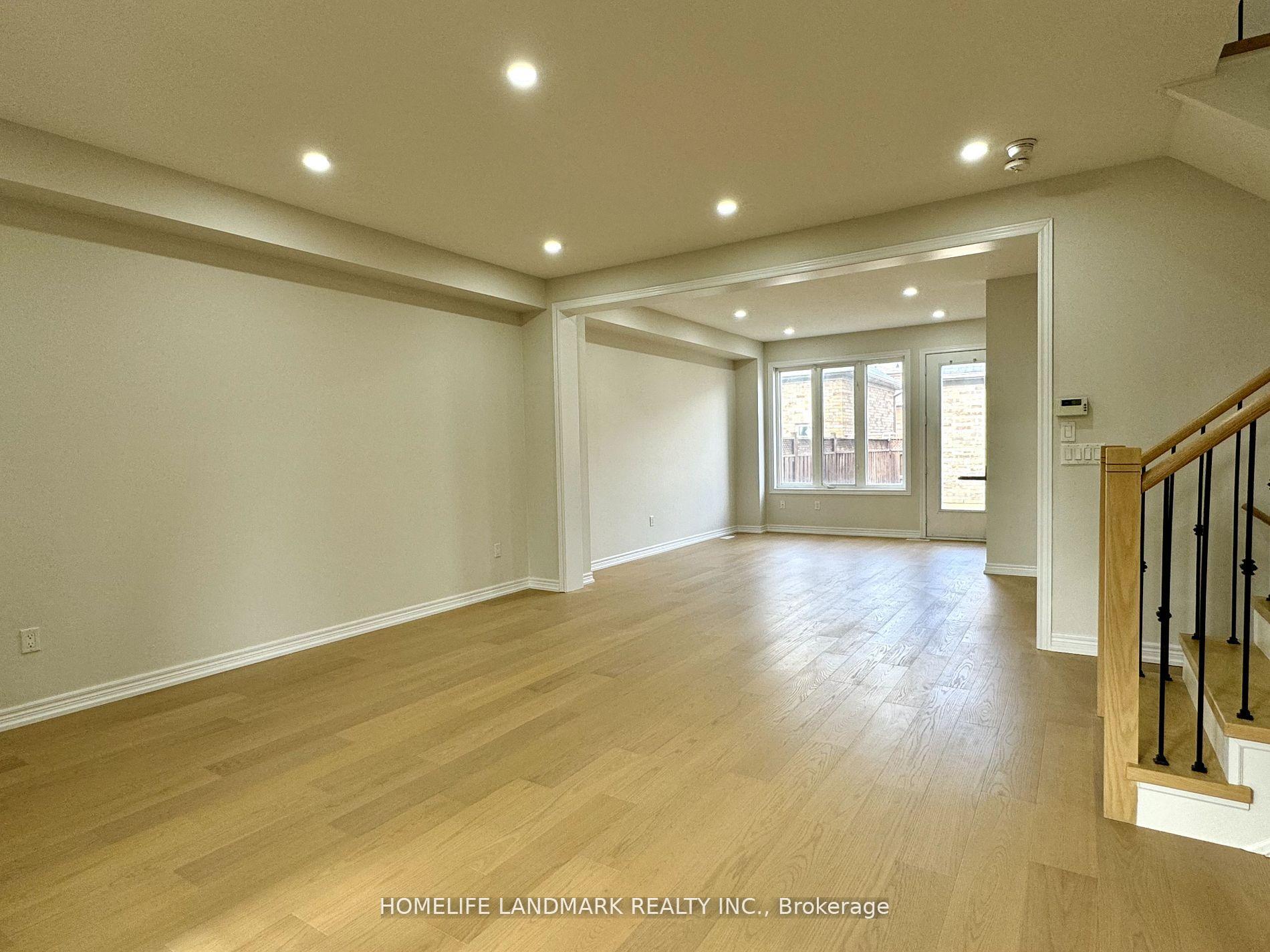 Photo 4 of 83 Kentview Crescent, Markham, Box Grove — HOMEH