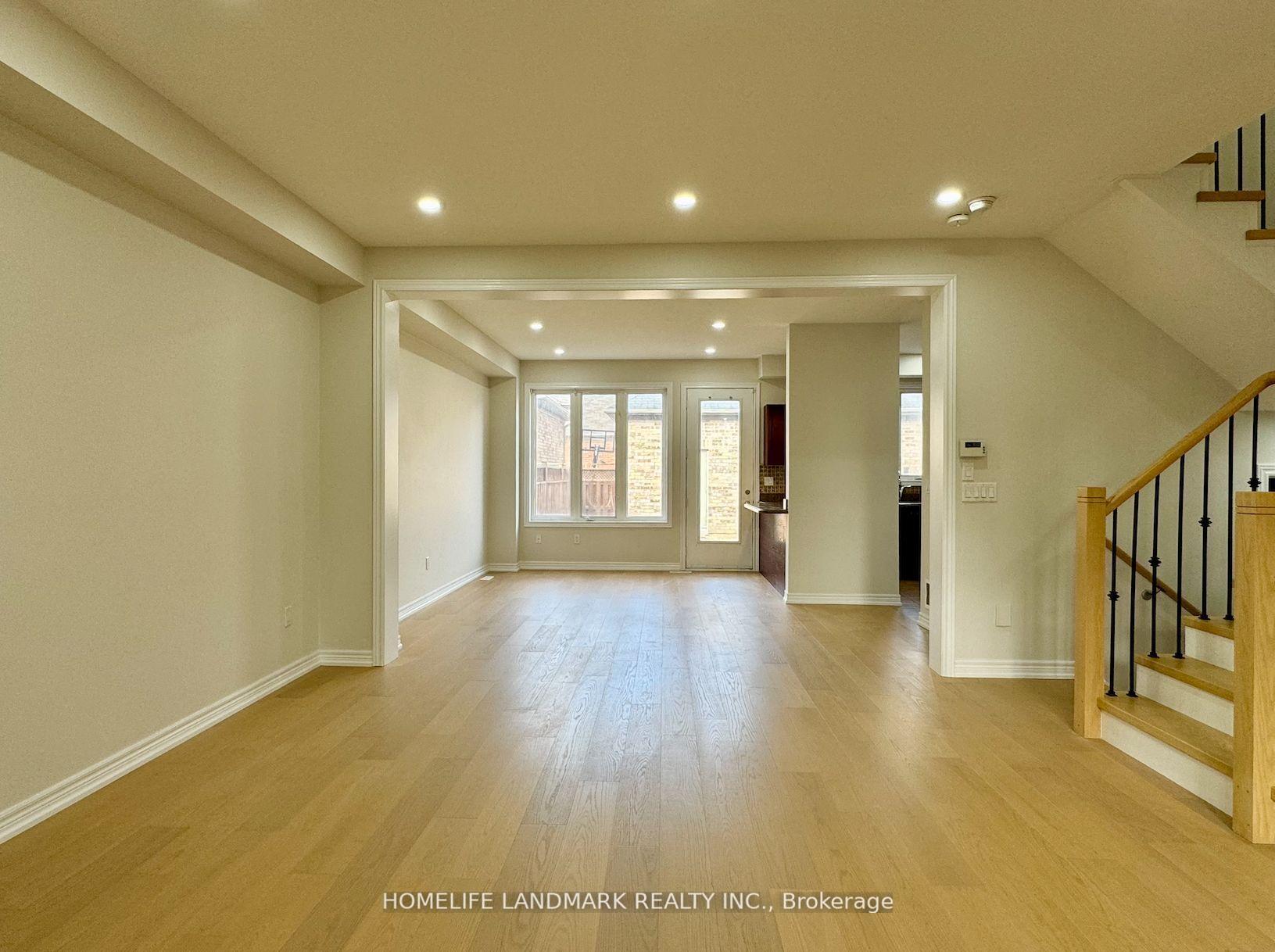 Photo 5 of 83 Kentview Crescent, Markham, Box Grove — HOMEH