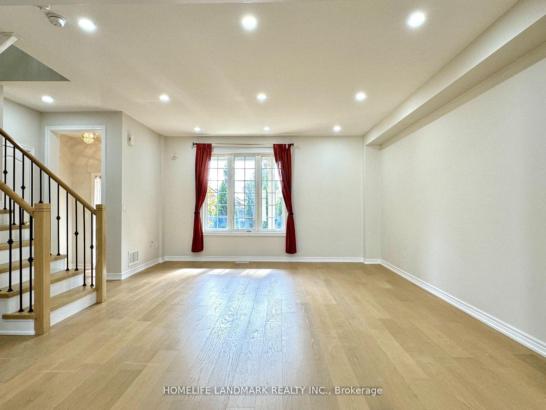 Photo 7 of 83 Kentview Crescent, Markham, Box Grove — HOMEH