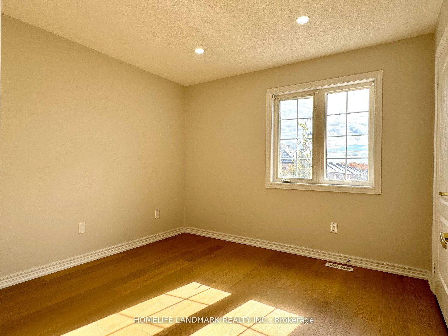 Photo 17 of 83 Kentview Crescent, Markham, Box Grove — HOMEH