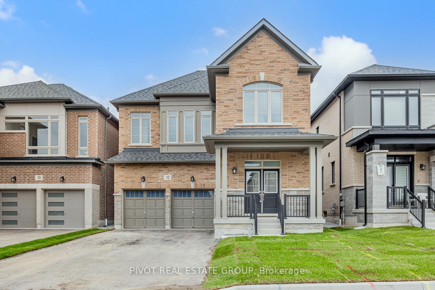 Front of 12 Waterfront Crescent