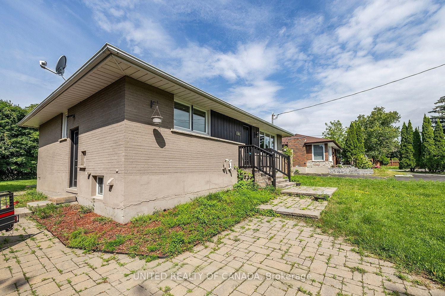 Photo 16 of 66 Thickson Road N, Whitby, Blue Grass Meadows — HOMEH