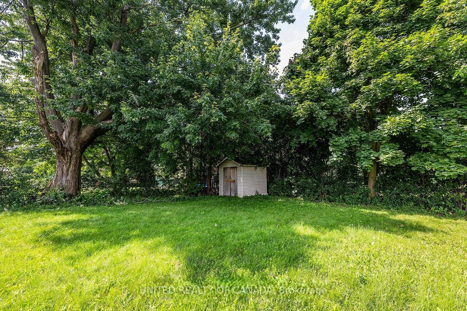 Photo 20 of 66 Thickson Road N, Whitby, Blue Grass Meadows — HOMEH