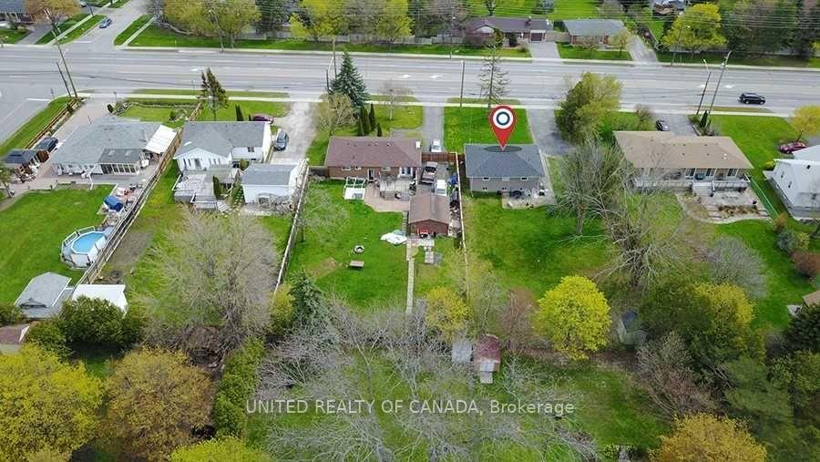 Photo 22 of 66 Thickson Road N, Whitby, Blue Grass Meadows — HOMEH
