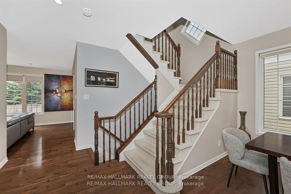 Photo 5 of 137 Stedman Street, Ottawa, Blossom Park/Kemp Park/Findlay Creek — HOMEH
