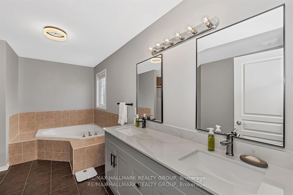 Photo 39 of 137 Stedman Street, Ottawa, Blossom Park/Kemp Park/Findlay Creek — HOMEH