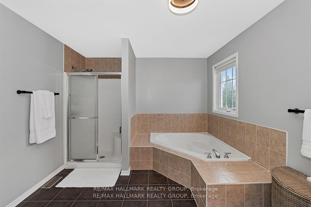 Photo 29 of 137 Stedman Street, Ottawa, Blossom Park/Kemp Park/Findlay Creek — HOMEH