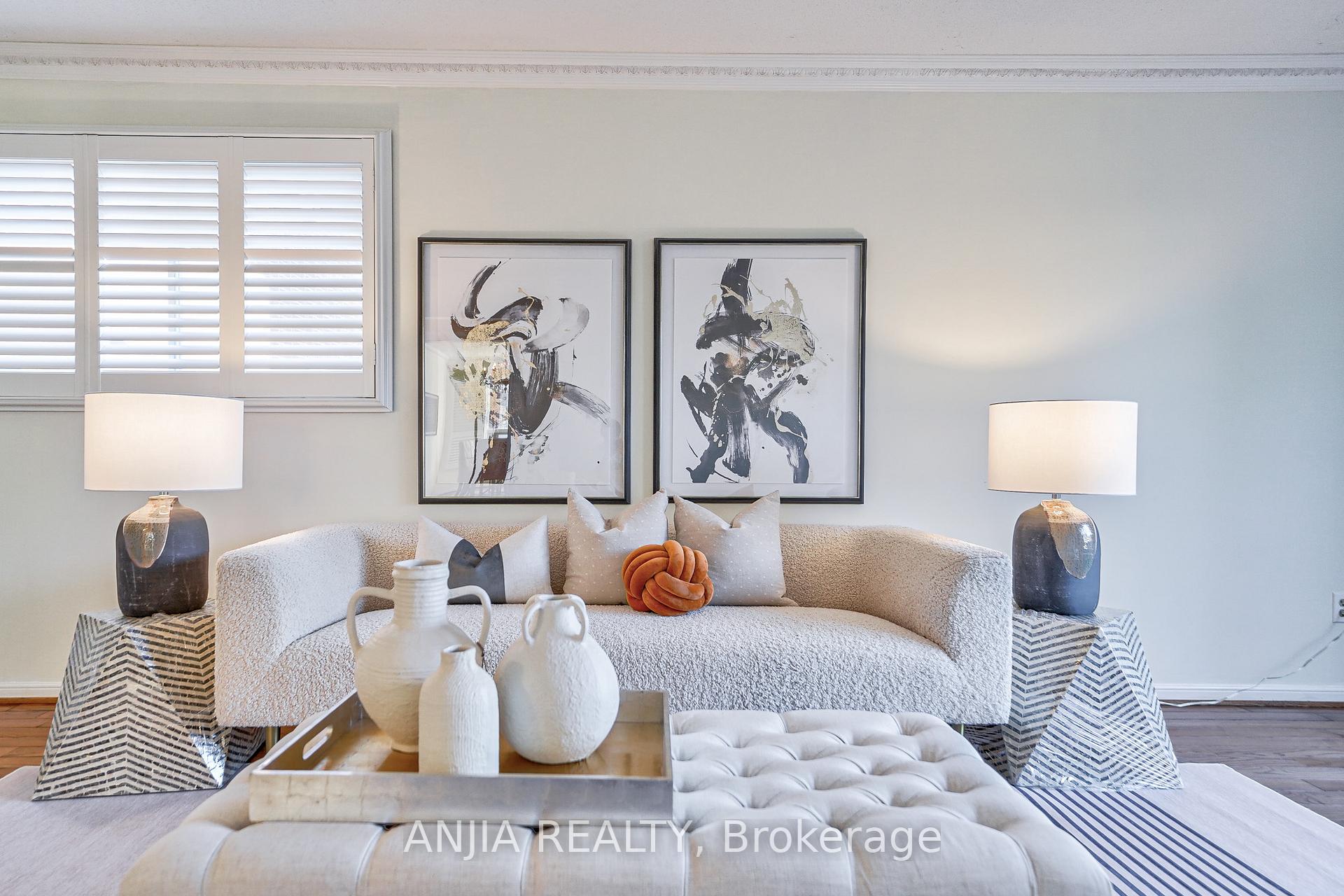 Photo 13 of 7 Hampstead Court, Markham, Milliken Mills West — HOMEH