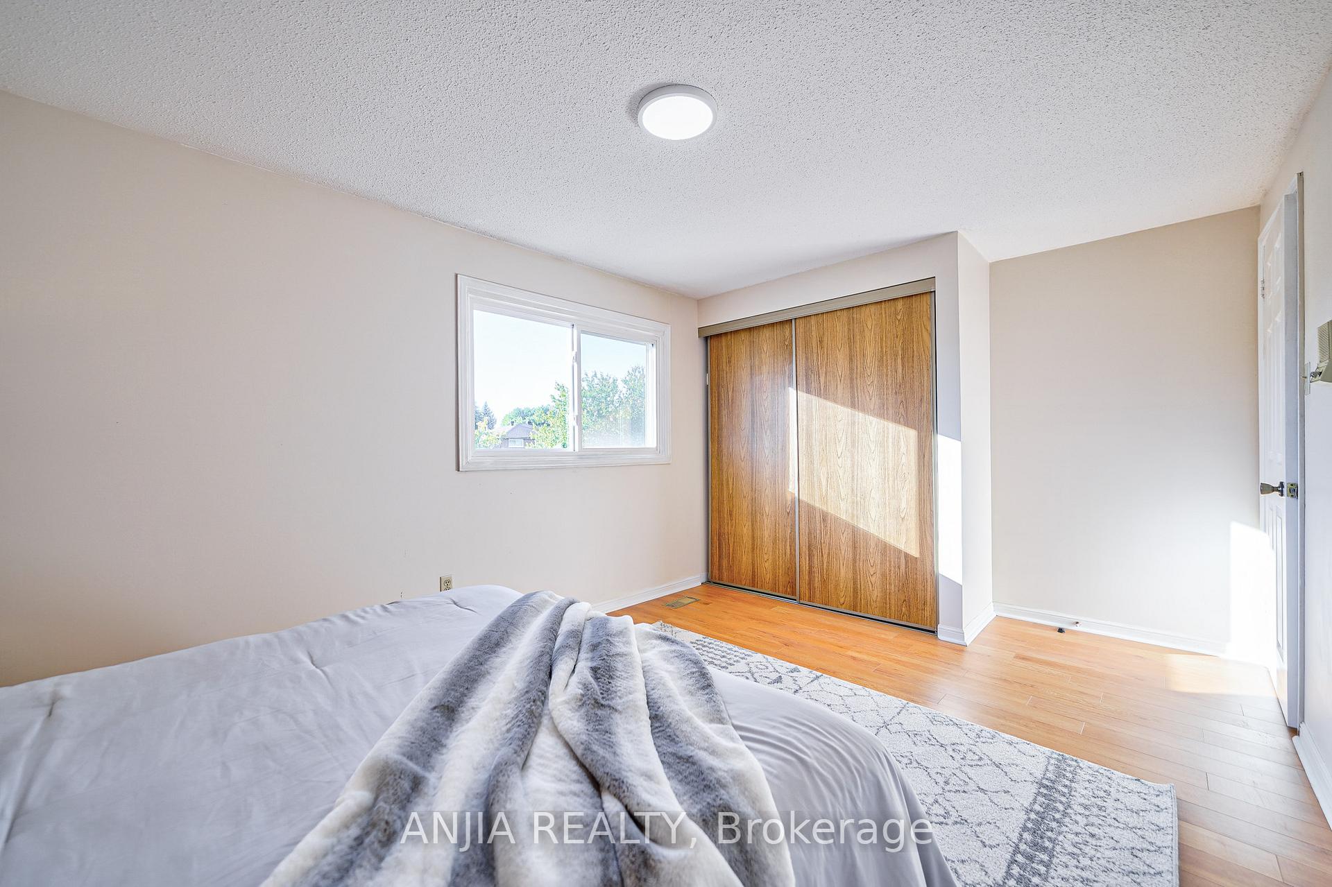 Photo 22 of 7 Hampstead Court, Markham, Milliken Mills West — HOMEH