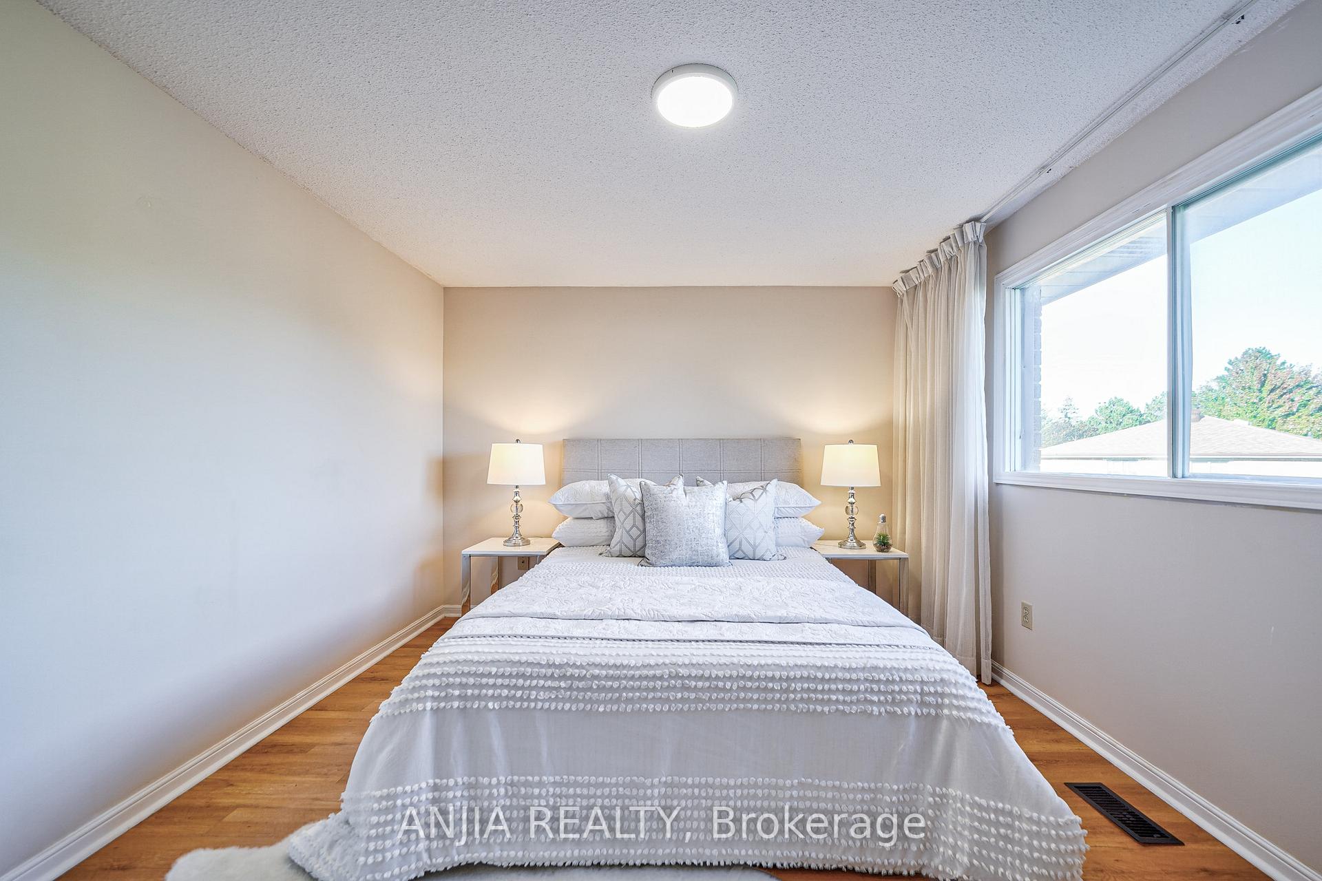 Photo 29 of 7 Hampstead Court, Markham, Milliken Mills West — HOMEH