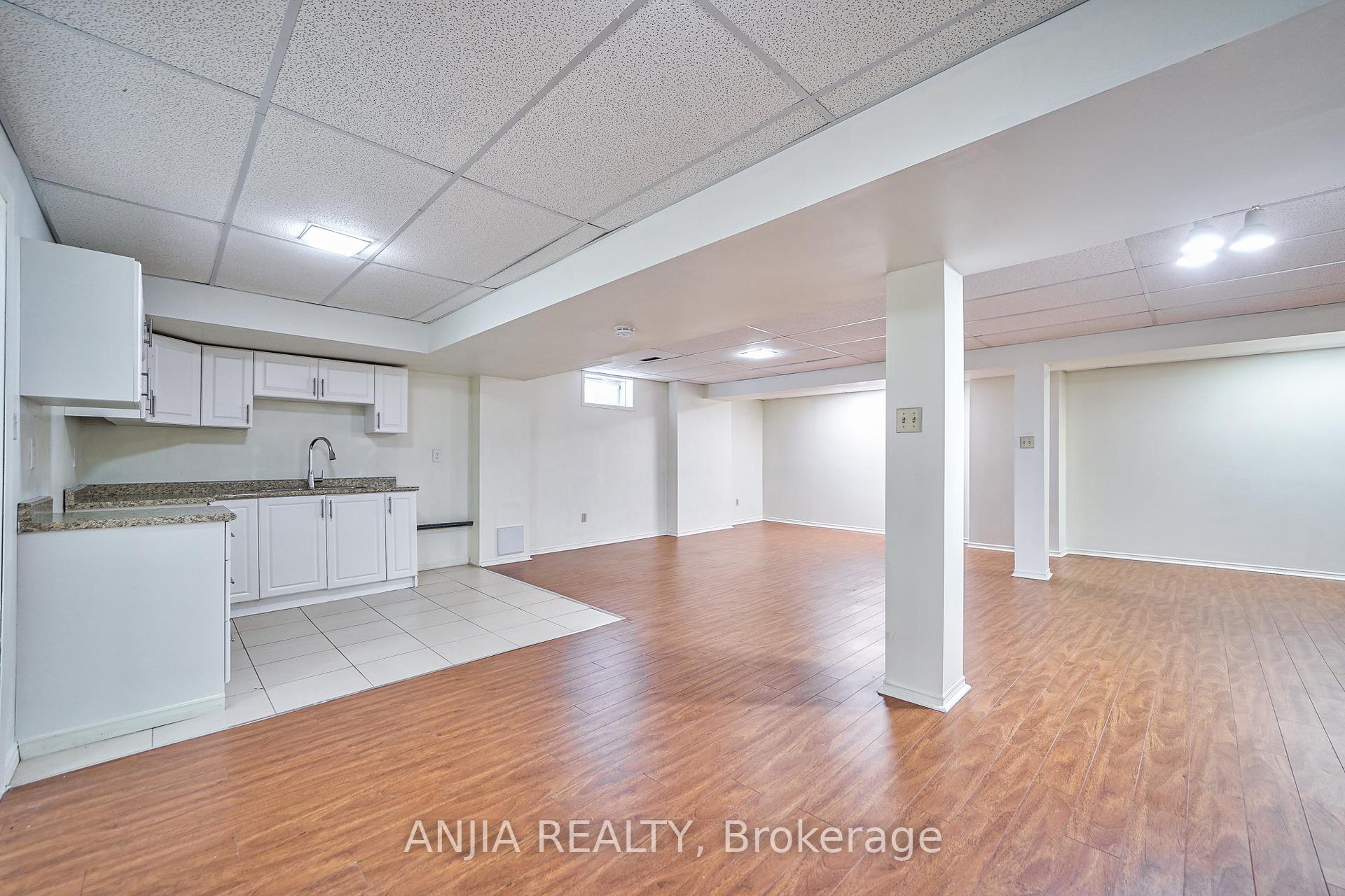 Photo 34 of 7 Hampstead Court, Markham, Milliken Mills West — HOMEH