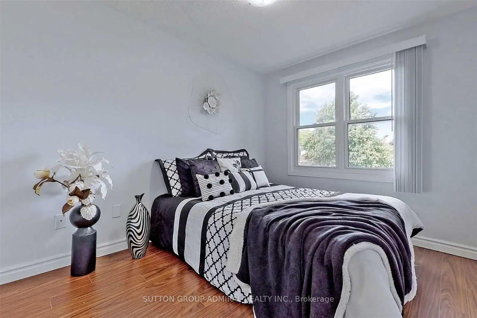 Photo 7 of Unit (Upper), 35 Kirby Crescent, Whitby, Blue Grass Meadows — HOMEH