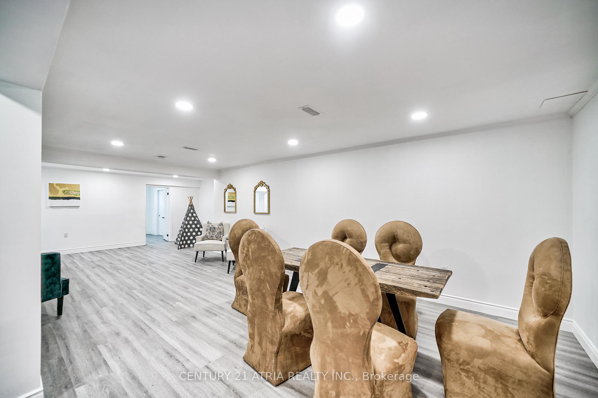 Photo 34 of 27 Willowgate Drive, Markham, Bullock — HOMEH