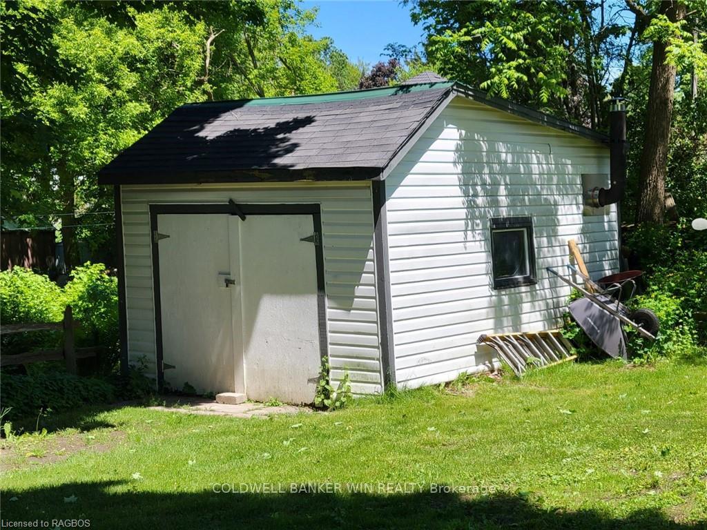 Photo 33 of 119 Bruce Street N, West Grey — HOMEH