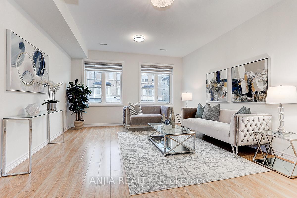 Photo 8 of 20 Robert Joffre Leet Avenue, Markham, Cornell — HOMEH