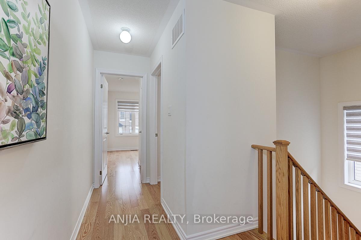 Photo 22 of 20 Robert Joffre Leet Avenue, Markham, Cornell — HOMEH