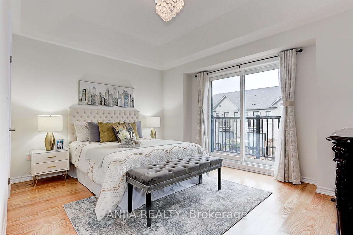 Photo 26 of 20 Robert Joffre Leet Avenue, Markham, Cornell — HOMEH