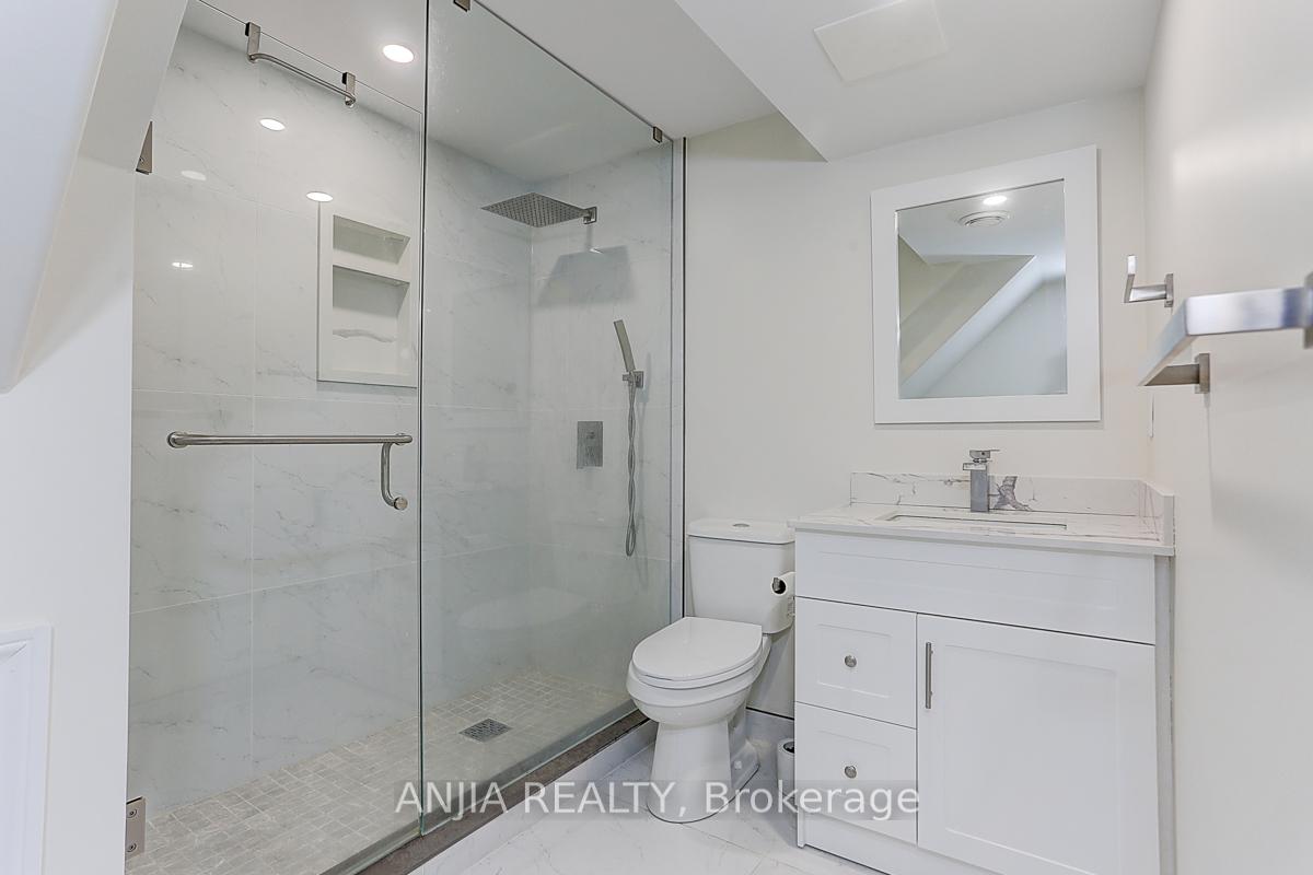 Photo 31 of 20 Robert Joffre Leet Avenue, Markham, Cornell — HOMEH