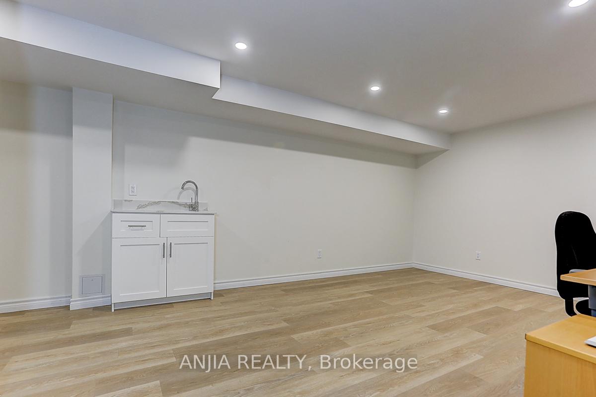 Photo 33 of 20 Robert Joffre Leet Avenue, Markham, Cornell — HOMEH