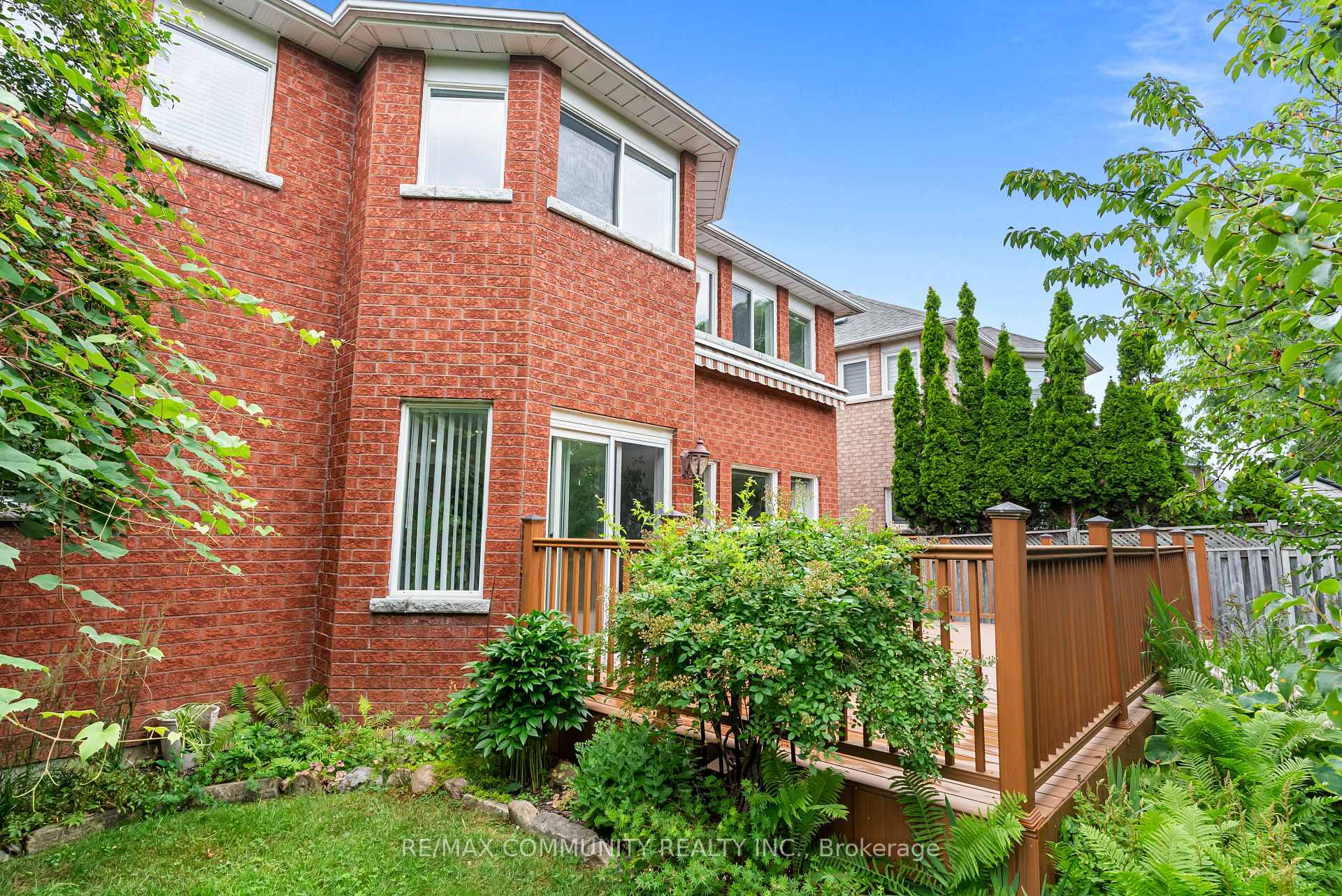 Photo 26 of 27 Mac Carl Crescent, Whitby, Rolling Acres — HOMEH