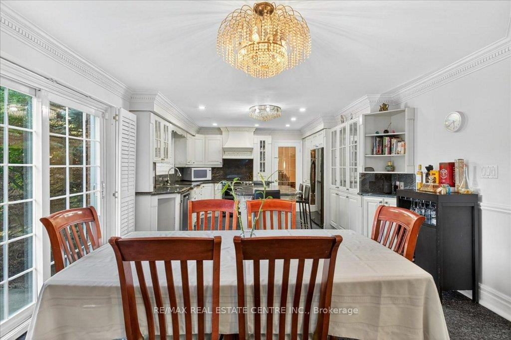 Photo 10 of 40 Colton Crescent N, Vaughan, Islington Woods — HOMEH