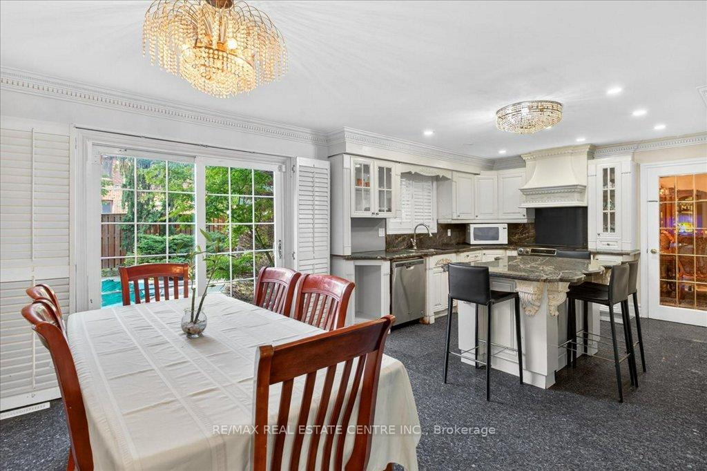 Photo 11 of 40 Colton Crescent N, Vaughan, Islington Woods — HOMEH