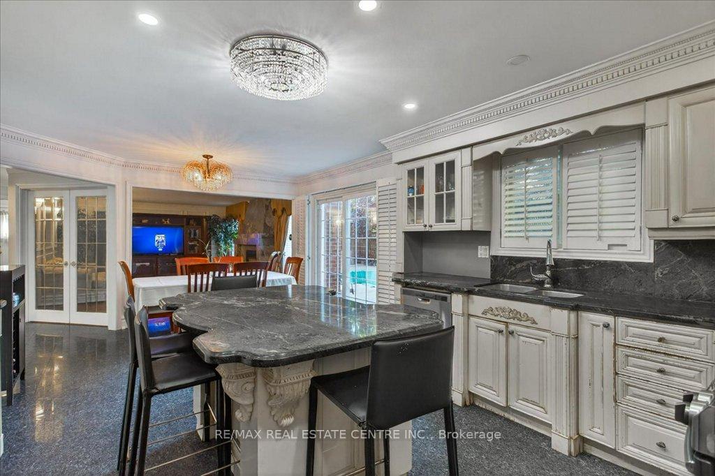 Photo 14 of 40 Colton Crescent N, Vaughan, Islington Woods — HOMEH