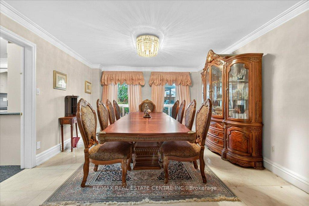 Photo 16 of 40 Colton Crescent N, Vaughan, Islington Woods — HOMEH