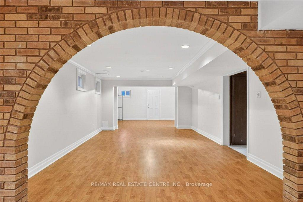 Photo 30 of 40 Colton Crescent N, Vaughan, Islington Woods — HOMEH