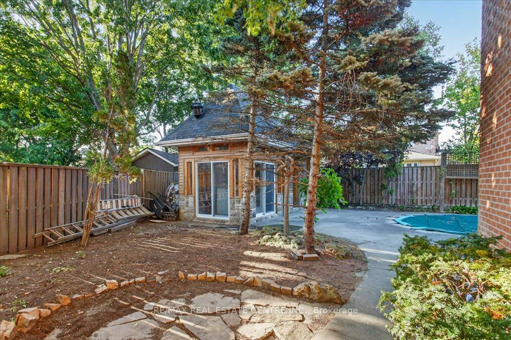 Photo 34 of 40 Colton Crescent N, Vaughan, Islington Woods — HOMEH