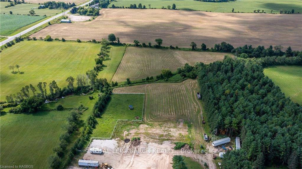 Photo 30 of 382966 Sideroad 18, West Grey — HOMEH